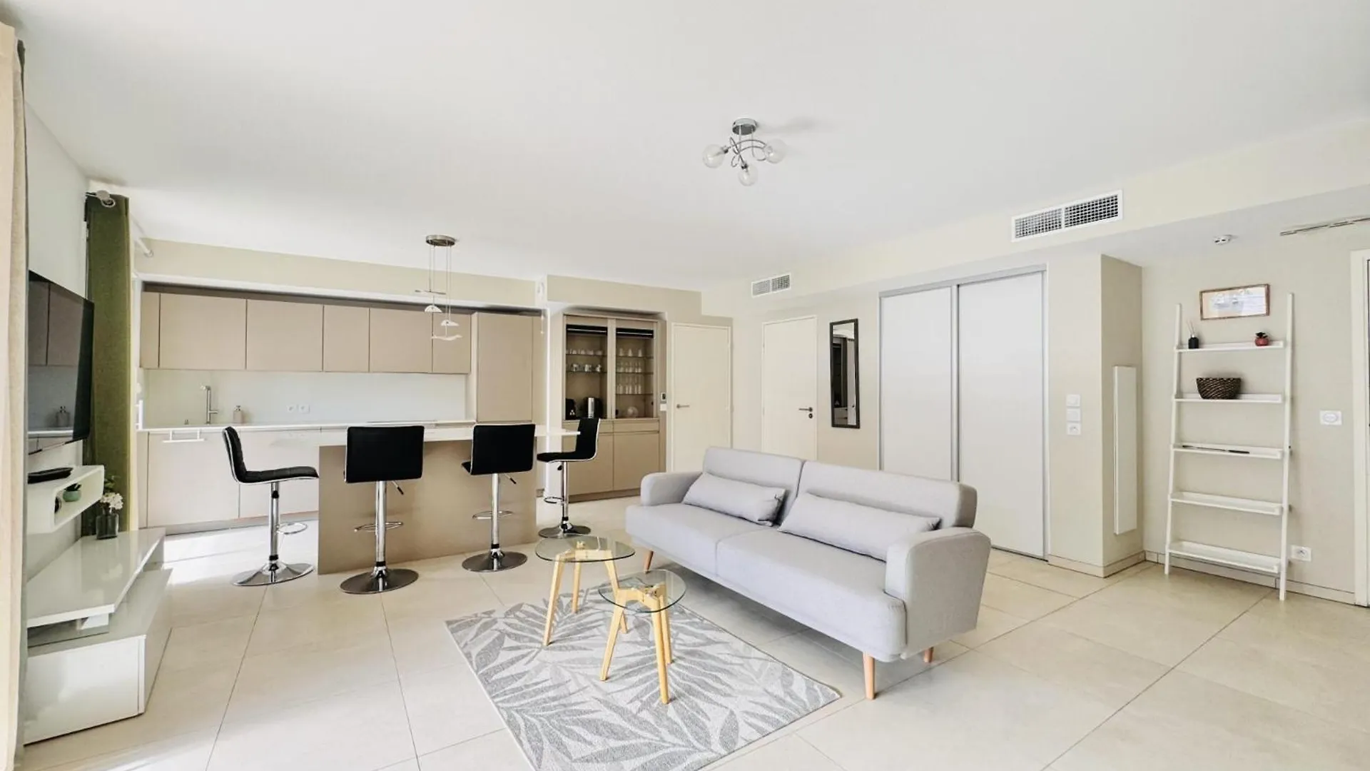 Le Carre Croisette - Duplex Terrasse Centre Cannes Lägenhet